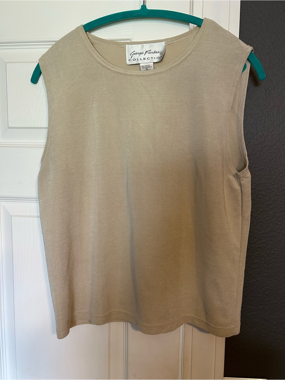 Giorgio Fiorelli Beige Sleeveless Crewneck Tank